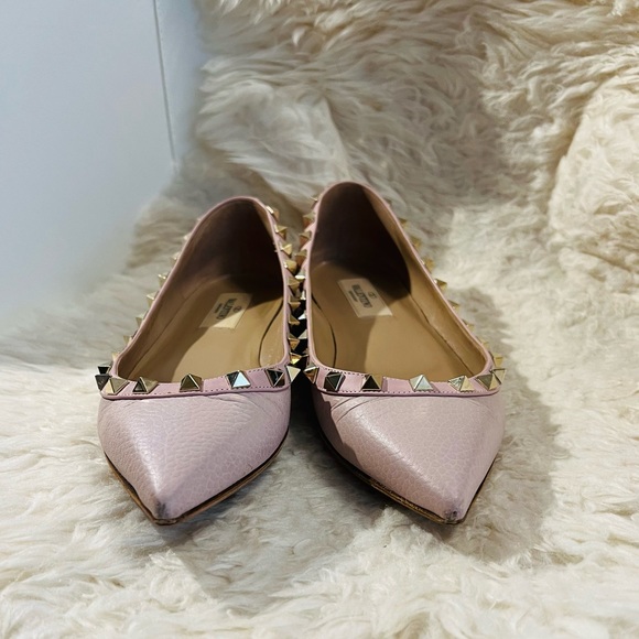 Valentino Grainy Beige Rockstud Flats - Picture 2 of 13